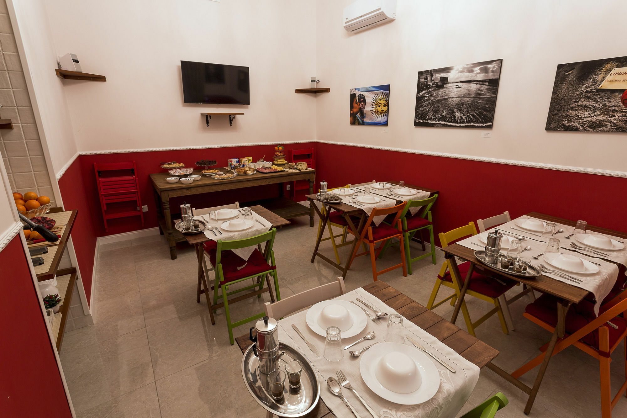 NeapolitanTrips Hostel&Bar Hostel